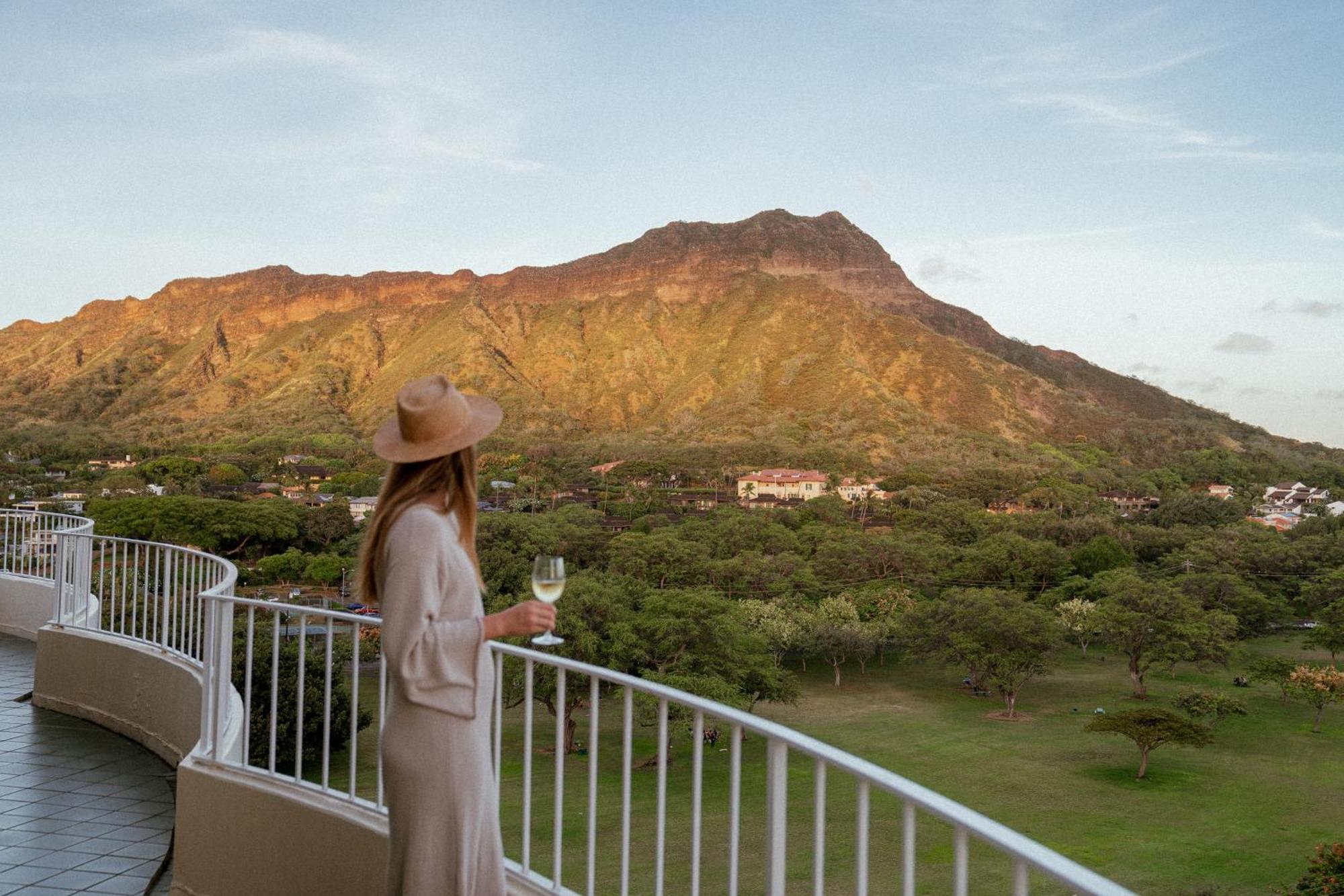 Hotel Lotus At Diamond Head